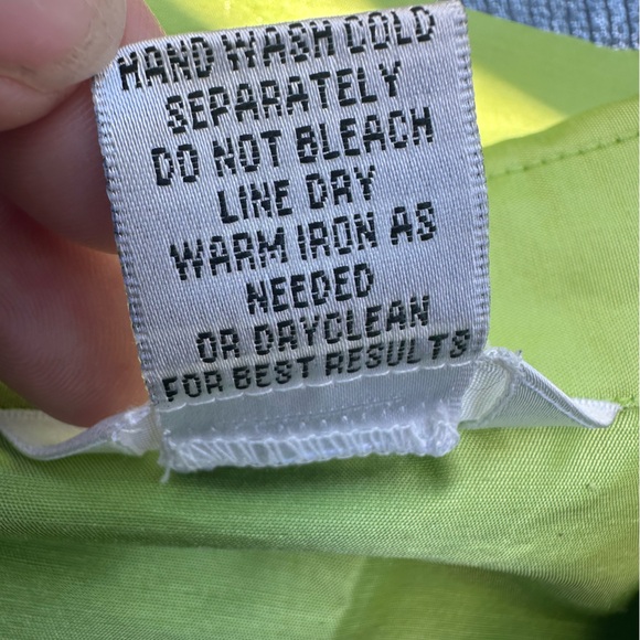 Vintage SLB women’s silk button down shirt size small - Picture 3 of 5